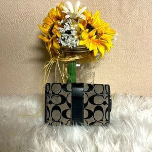 Coach‎ y2k signature C wallet 2 compartment inside zip card holder *callouts*